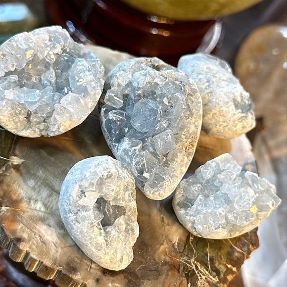 🎄SALE🎄5 Celestite Crystal Raw Stones! - Picture 4 of 7